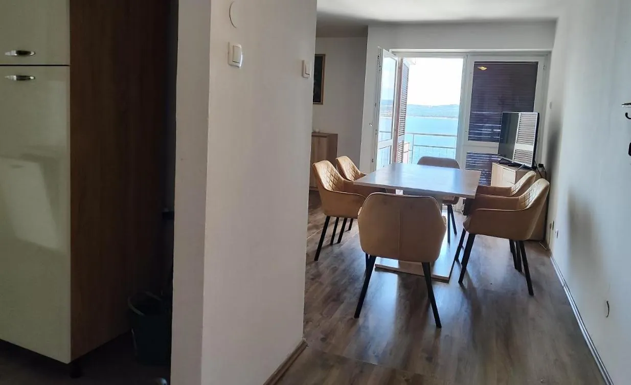 Apartma Crikvenica 7